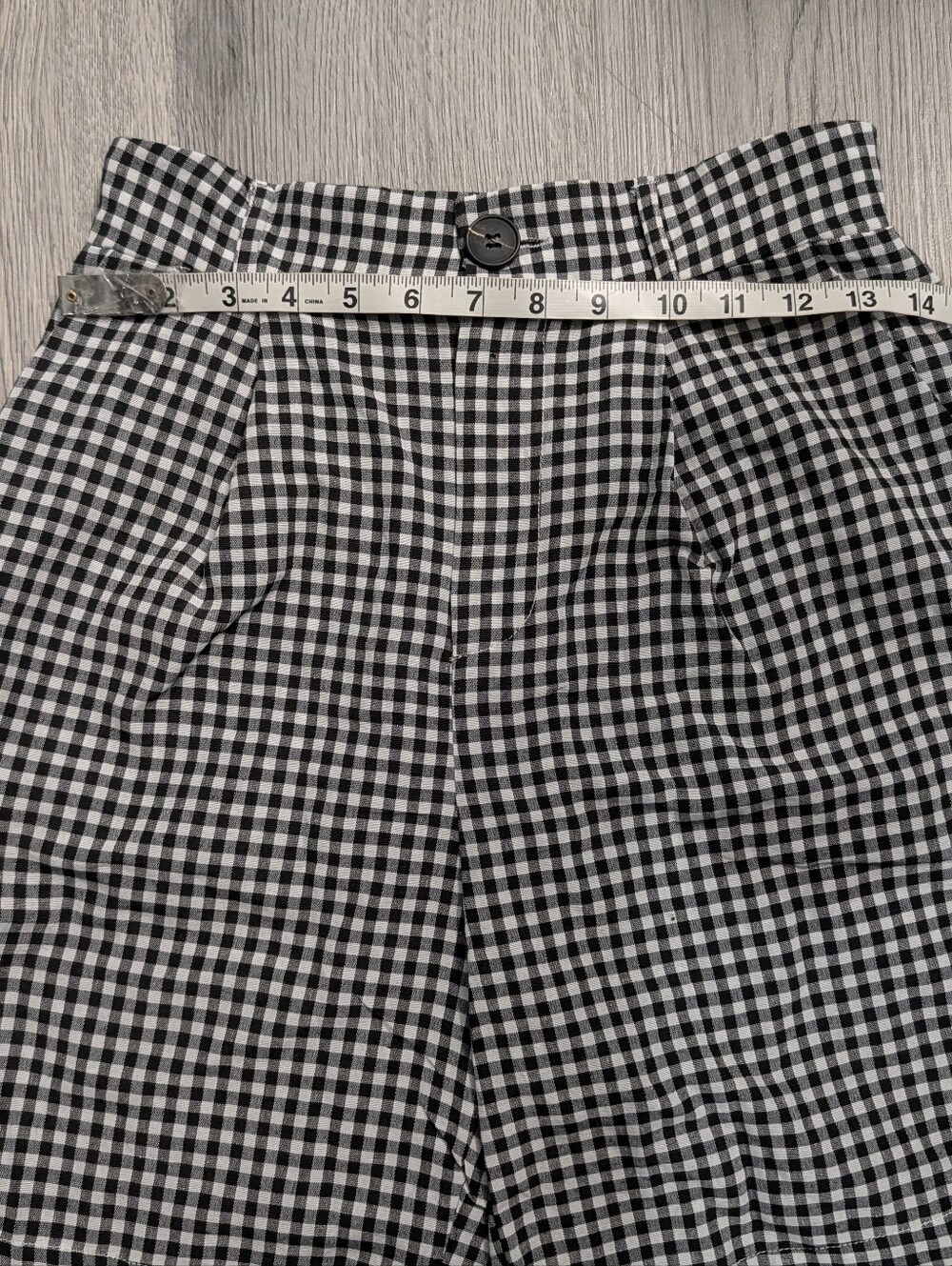 Black White Gingham Bermuda Shorts Medium Cottagecore Soft Goth Retro - Picture 11 of 12